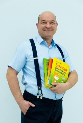 Денис Голиков