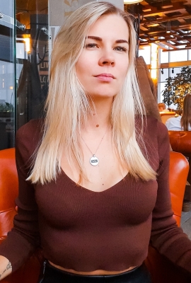 Юлия Суслова
