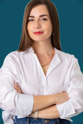 Лена Мирошниченко