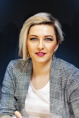 Александра Плотникова