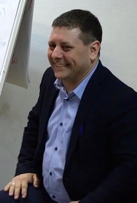 Антон Тараканов