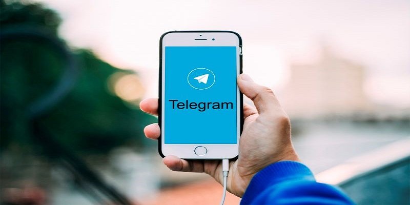 Вебинар "Создаем чат-бота для рекламы в Telegram: за один вечер и без денег"